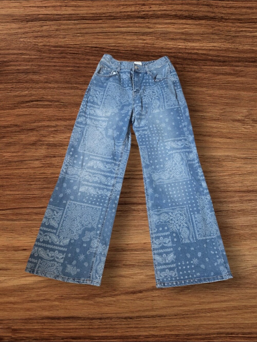 No Comment Boho Women's Blue Bandana-Print Wide Leg Jeans